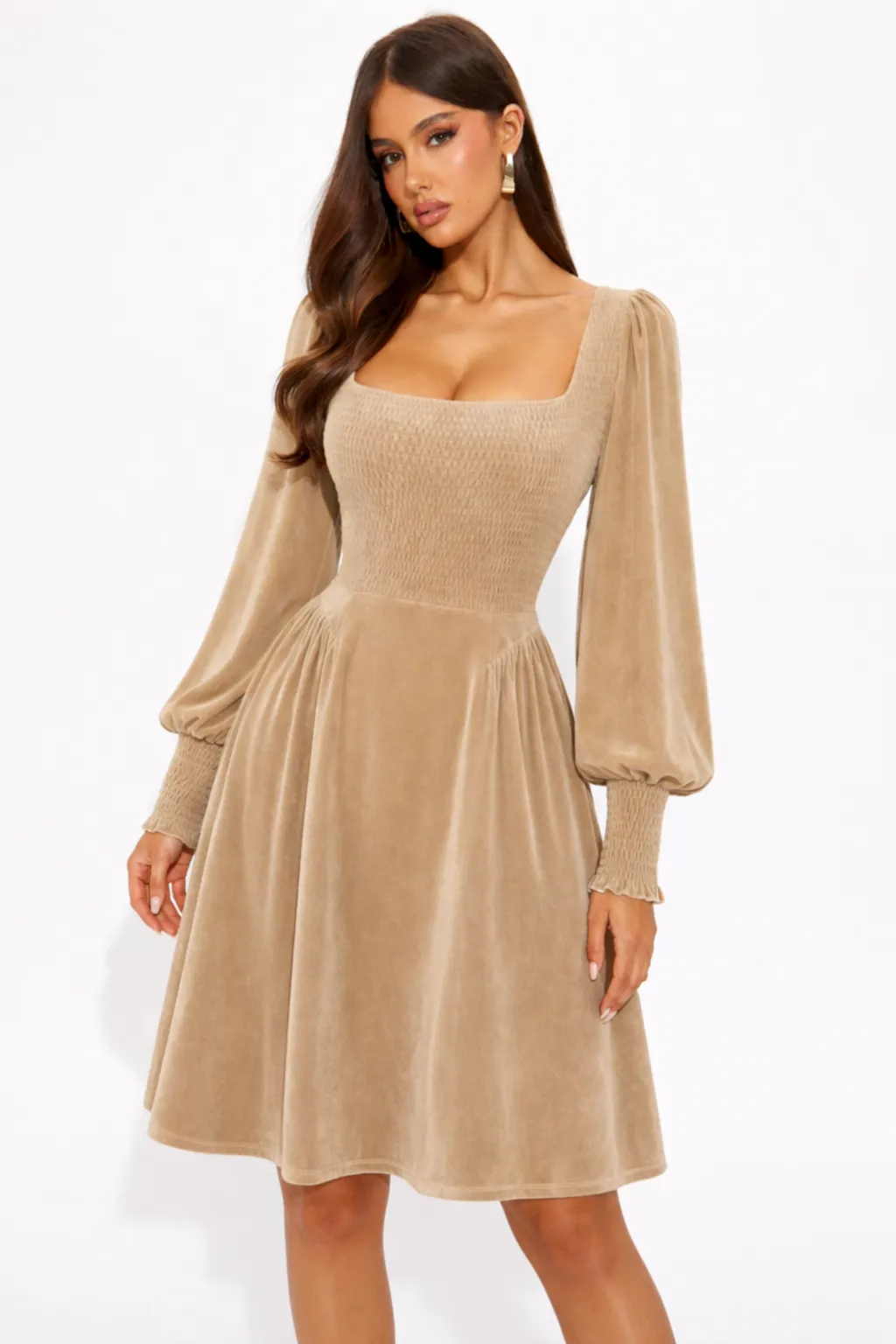 ELEGANT SMOCKED VELVET MIDI – TIMELESS GRACE | MDU346US