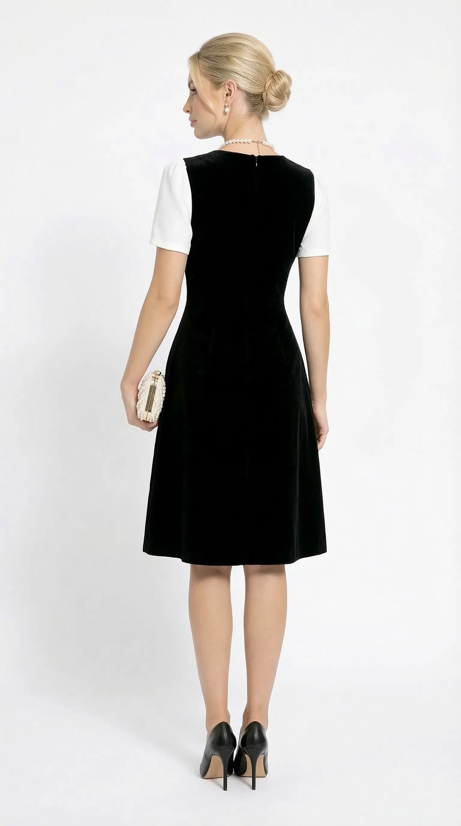 Alternative view of MONOCHROME HARMONY VELVET MIDI – SOPHISTICATED NOIR | MDU4379
